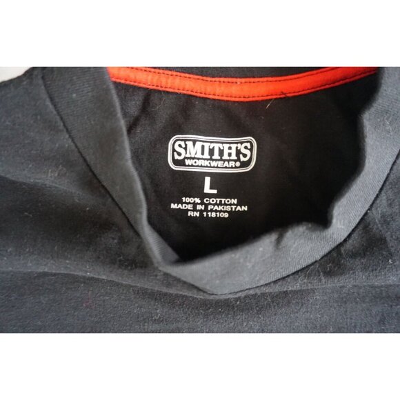 Smith’s Short Sleeve Extended-Tail Pocket Gusset Tee - Size L, NWT - Picture 8 of 8